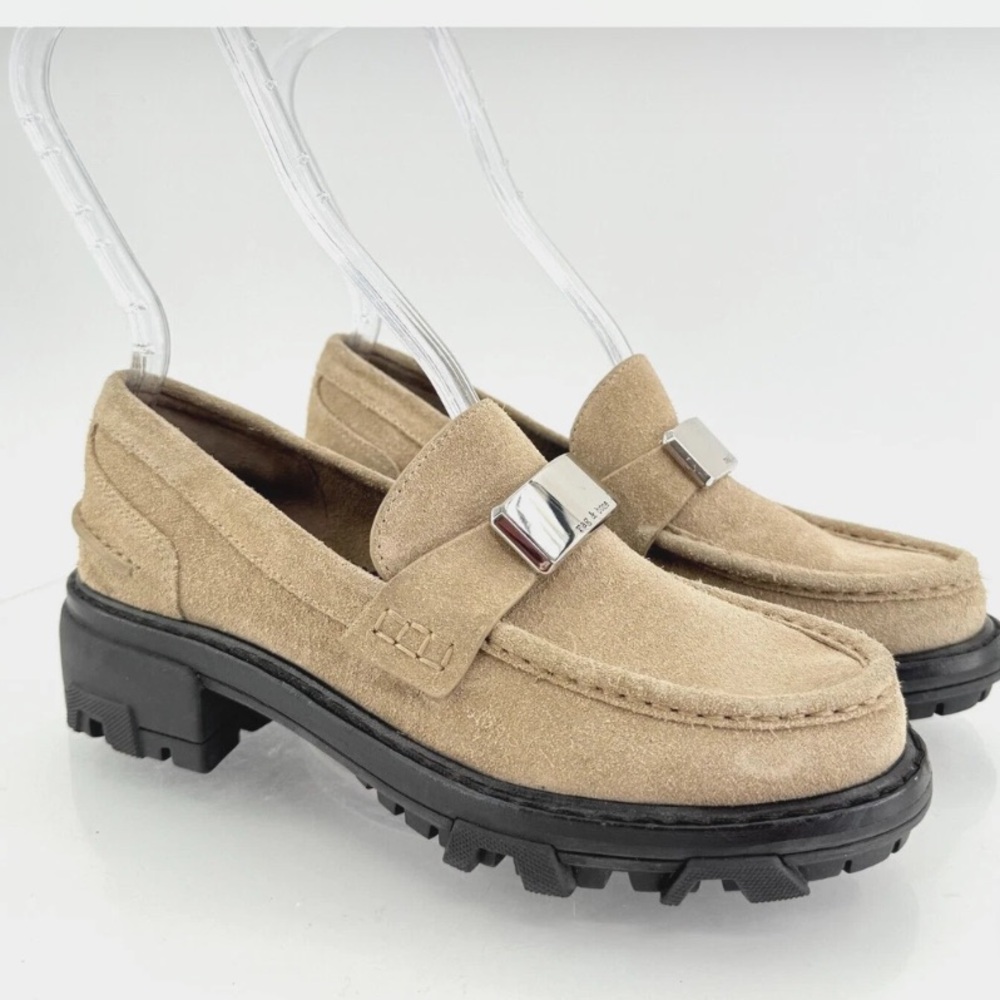 Rag & Bone Shiloh 2.0 Lug Loafer
Women Lightsand Suede Shoes
Size 8.5 NEW $425